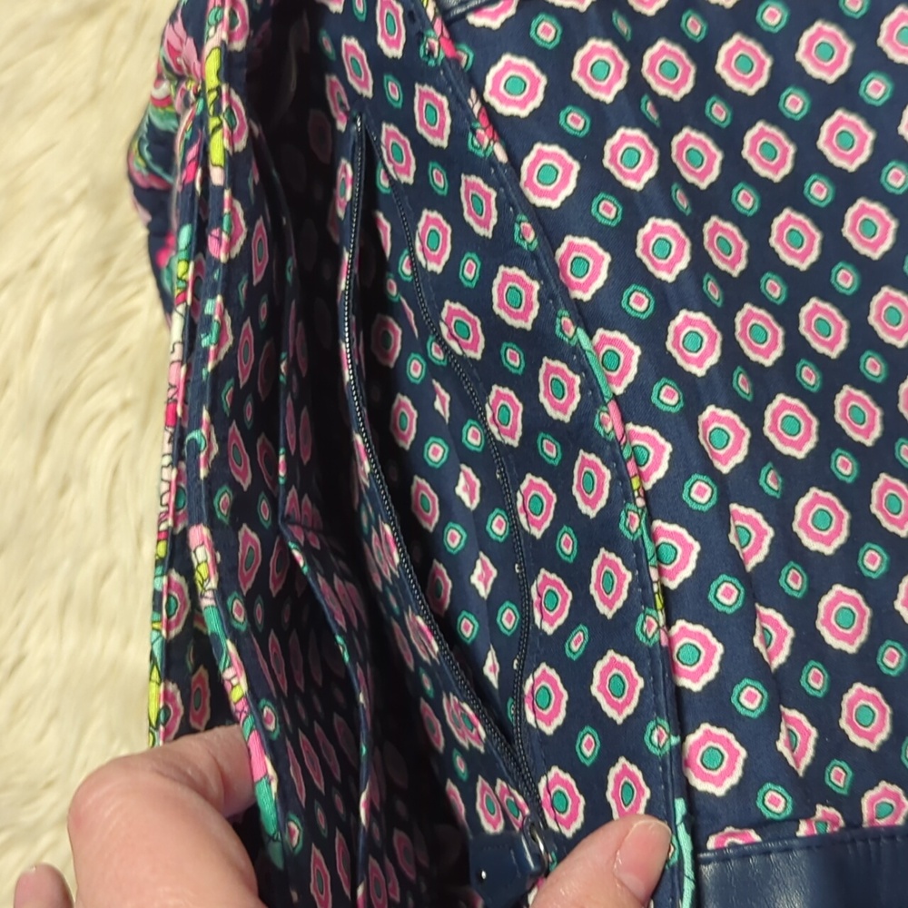 Vera Bradley Paisley flower pattern - Picture 6 of 7